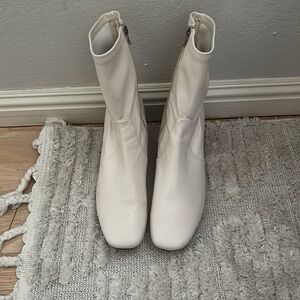 Silent D Off White Sock Booties size 41 / 9.5